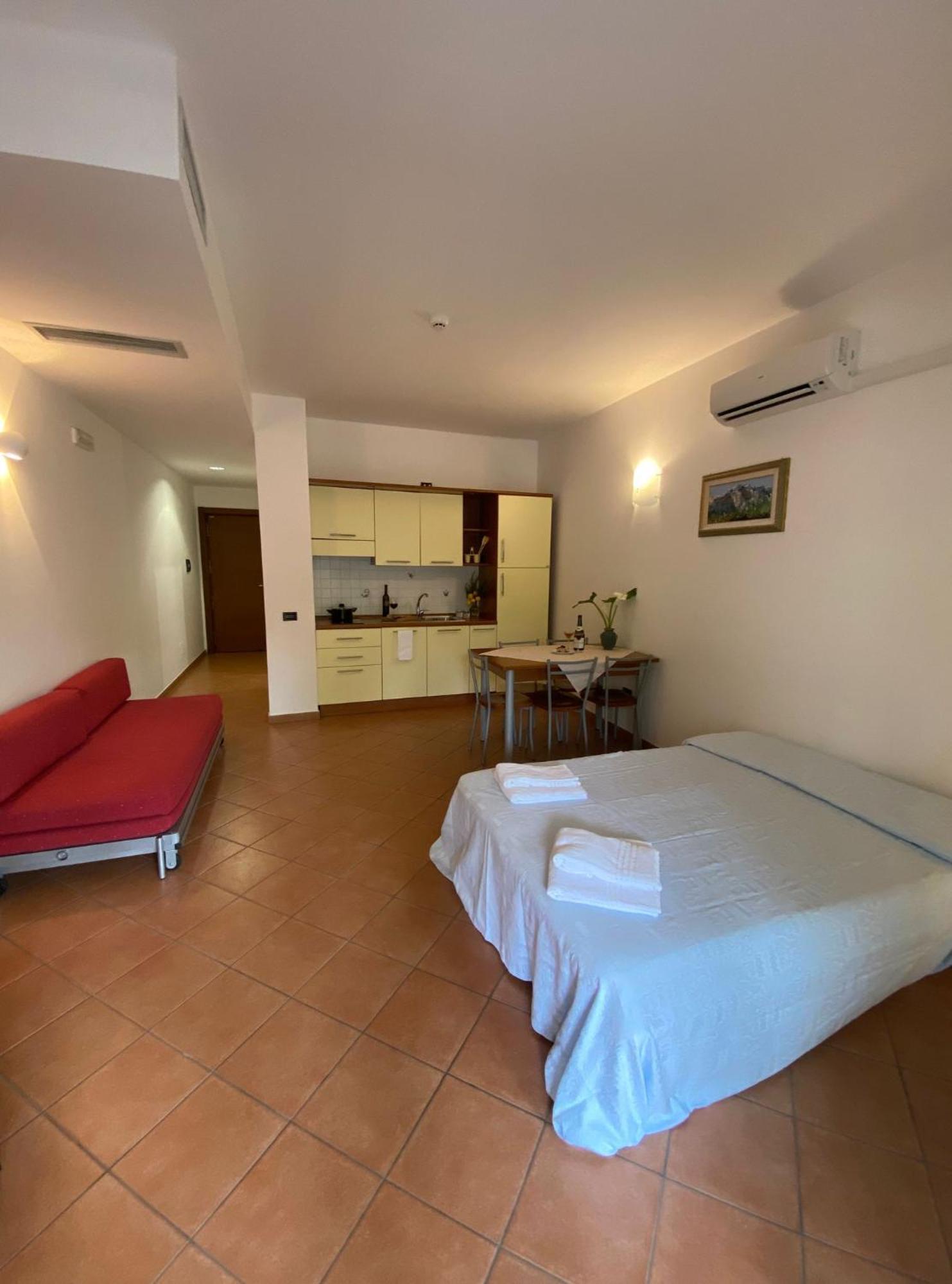 كاستيلانيتا مارينا Jonio Vacanze Residence المظهر الخارجي الصورة