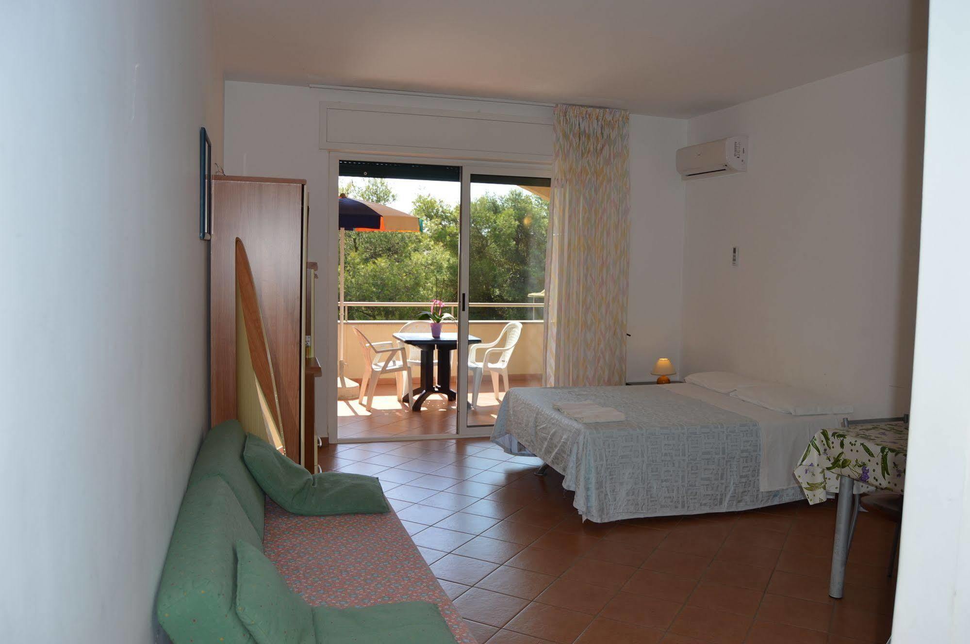 كاستيلانيتا مارينا Jonio Vacanze Residence المظهر الخارجي الصورة