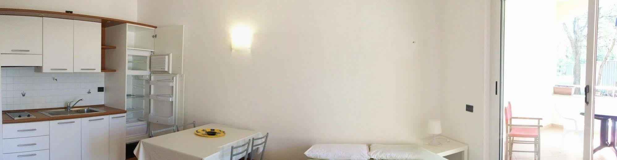 كاستيلانيتا مارينا Jonio Vacanze Residence المظهر الخارجي الصورة